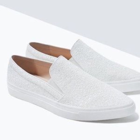 Zara White Plimsoll sneakers. - Picture 2 of 3